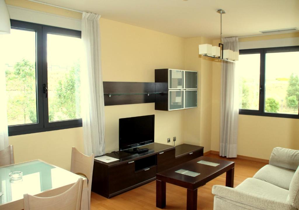 Apartahotel Ribera Арройо-де-ла-Енком'єнда Екстер'єр фото