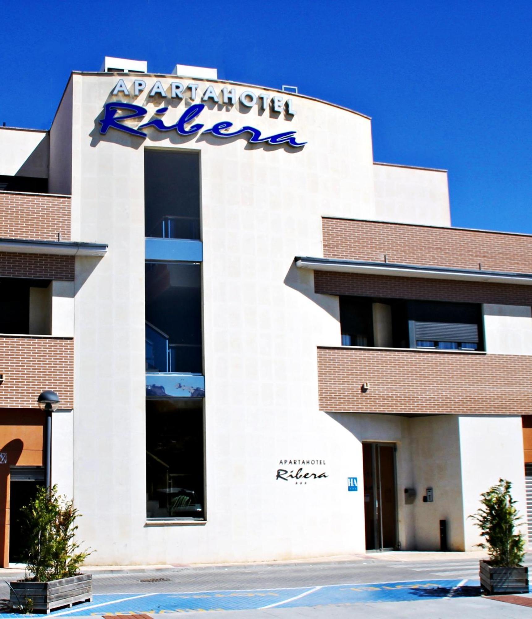 Apartahotel Ribera Арройо-де-ла-Енком'єнда Екстер'єр фото