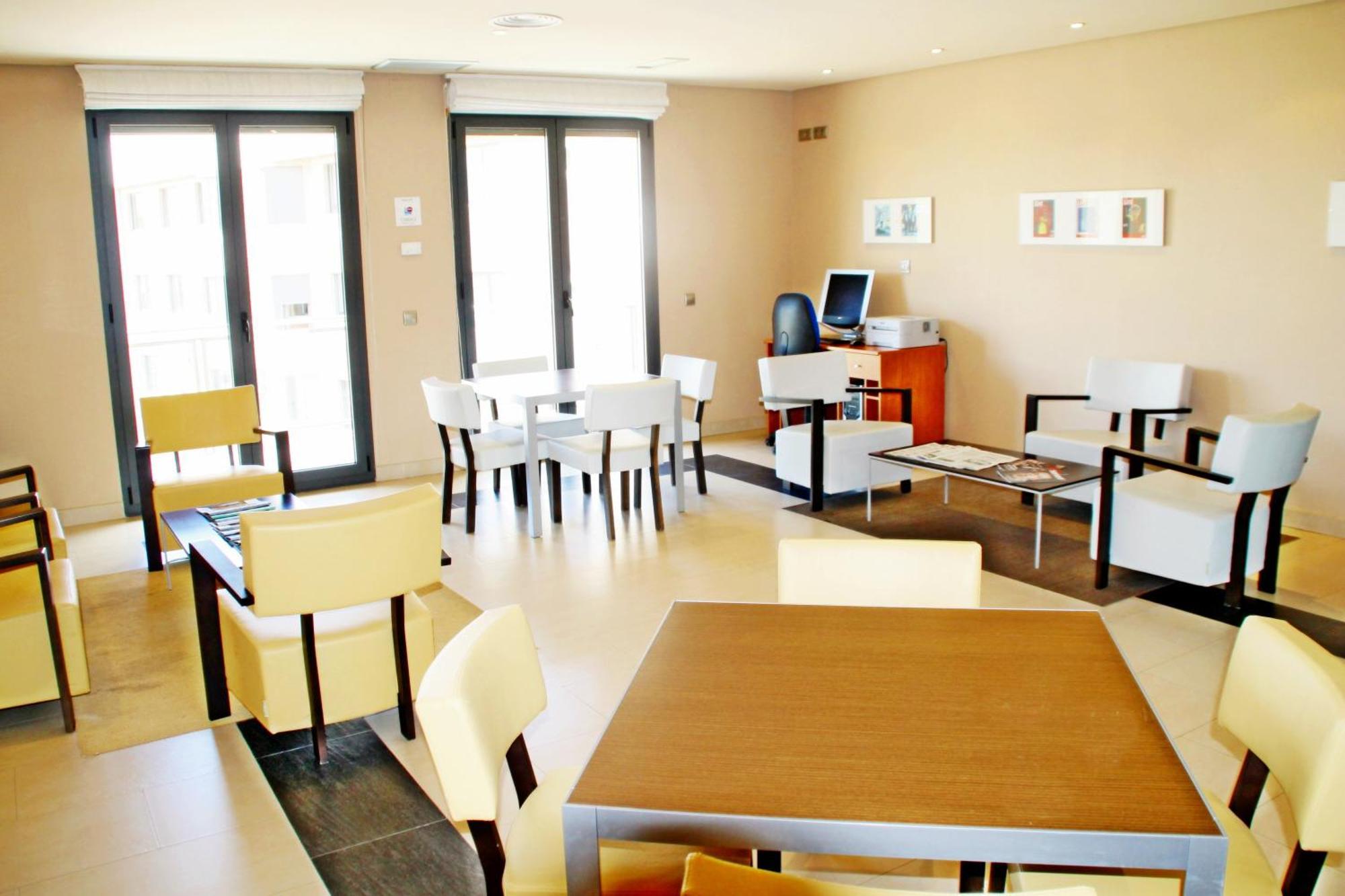 Apartahotel Ribera Арройо-де-ла-Енком'єнда Екстер'єр фото